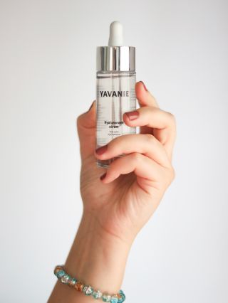 ✨ Další novinka v nabídce ✨ Hyaluronové sérum, které si vaše pleť zamiluje. 💧 ✔ okamžitá hydratace ✔ regenerace pleti do...